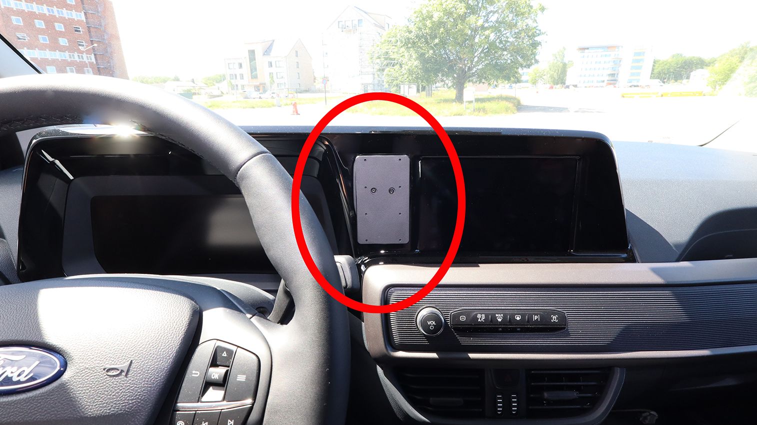 Proclip Ford Transit Courier 24-only for 8"- Center mount